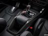 BMW M2 CS carbonio nella console centrale