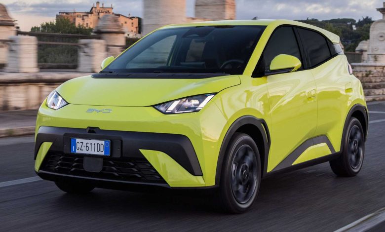 BYD Dolphin Surf test su strada a Roma