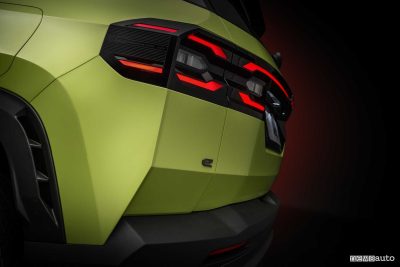Jeep Compass 2025 First Edition faro posteriore
