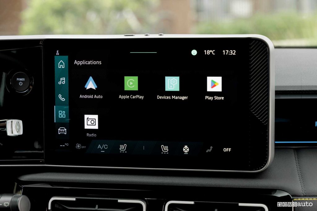 Renault 4 E-Tech electric Iconic display infotainment Android Auto