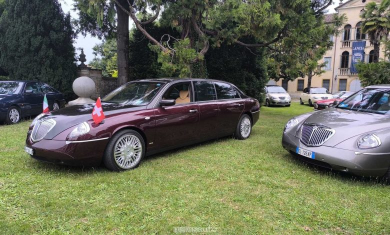 Lancia Thesis Stola S85 limousine