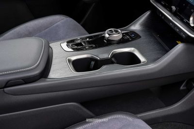 Lexus RZ 500e Luxury comandi console centrale