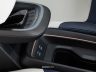 Nuova Nissan Leaf prese USB-C nella console centrale