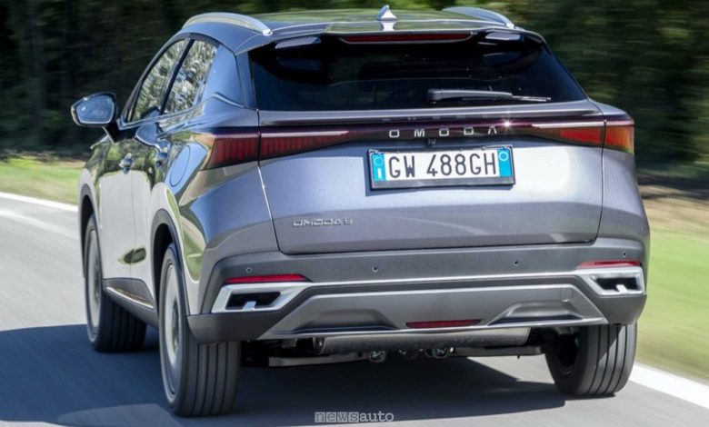 Omoda 5 Pure su strada