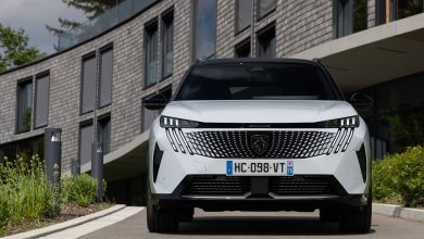 Peugeot 5008 AWD vista anteriore