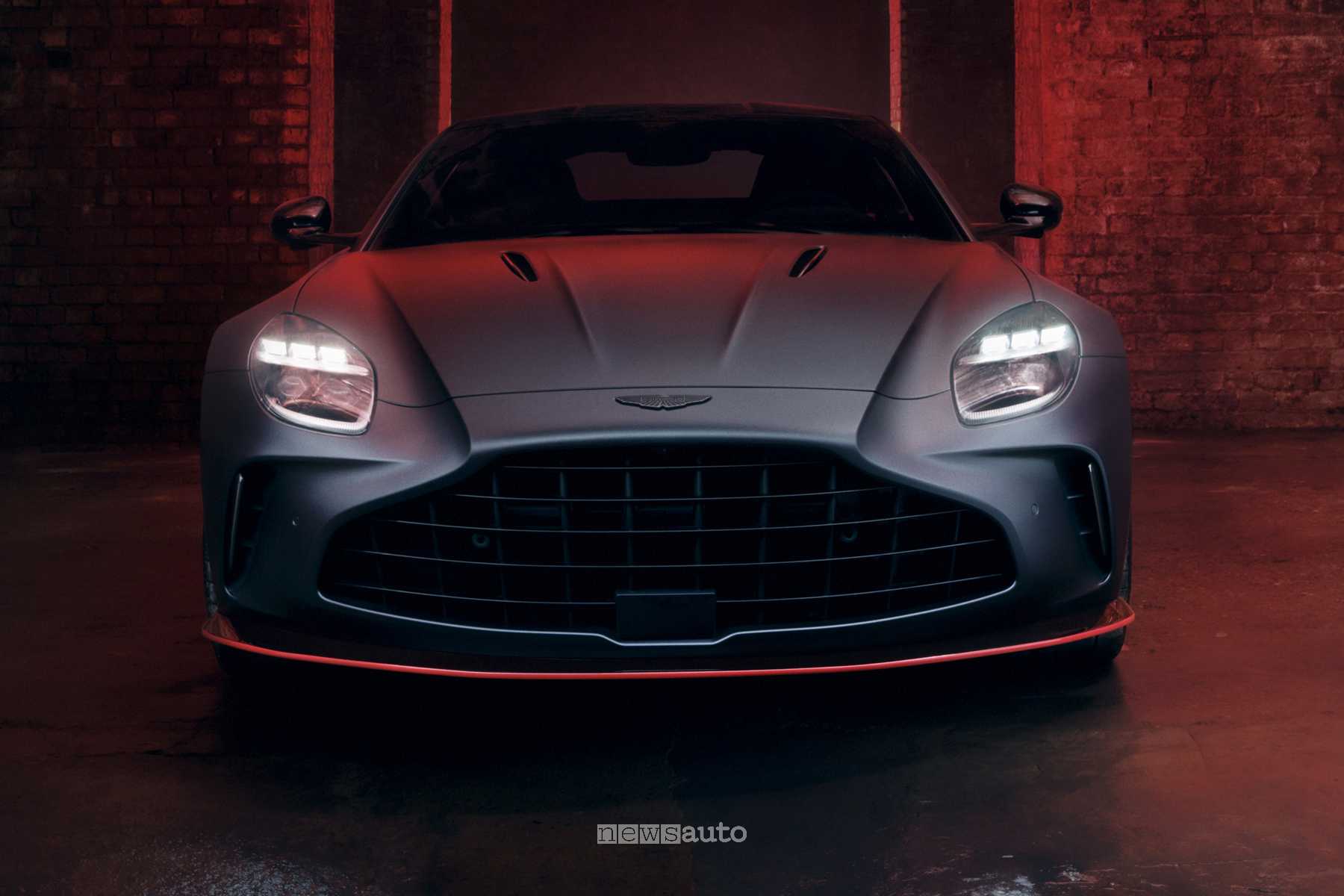 Foto Aston Martin Vantage S, tutte le immagini della supercar inglese