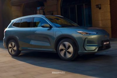 Geely EX5 su strada