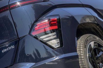 Hyundai Kona Electric N Line faro posteriore