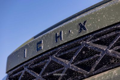 ICH-X K2 Off Road Edition logo griglia anteriore