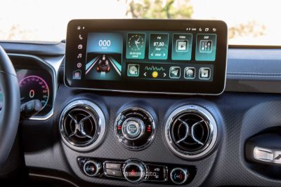 ICH-X K2 Off Road Edition display infotainment