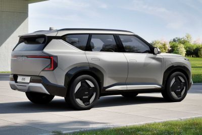 Nuova Kia EV5 posteriore 3/4
