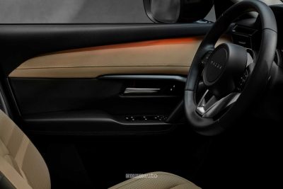 Nuova Mazda CX-5 illuminazione abitacolo