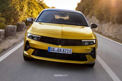 Opel Astra Hybrid
