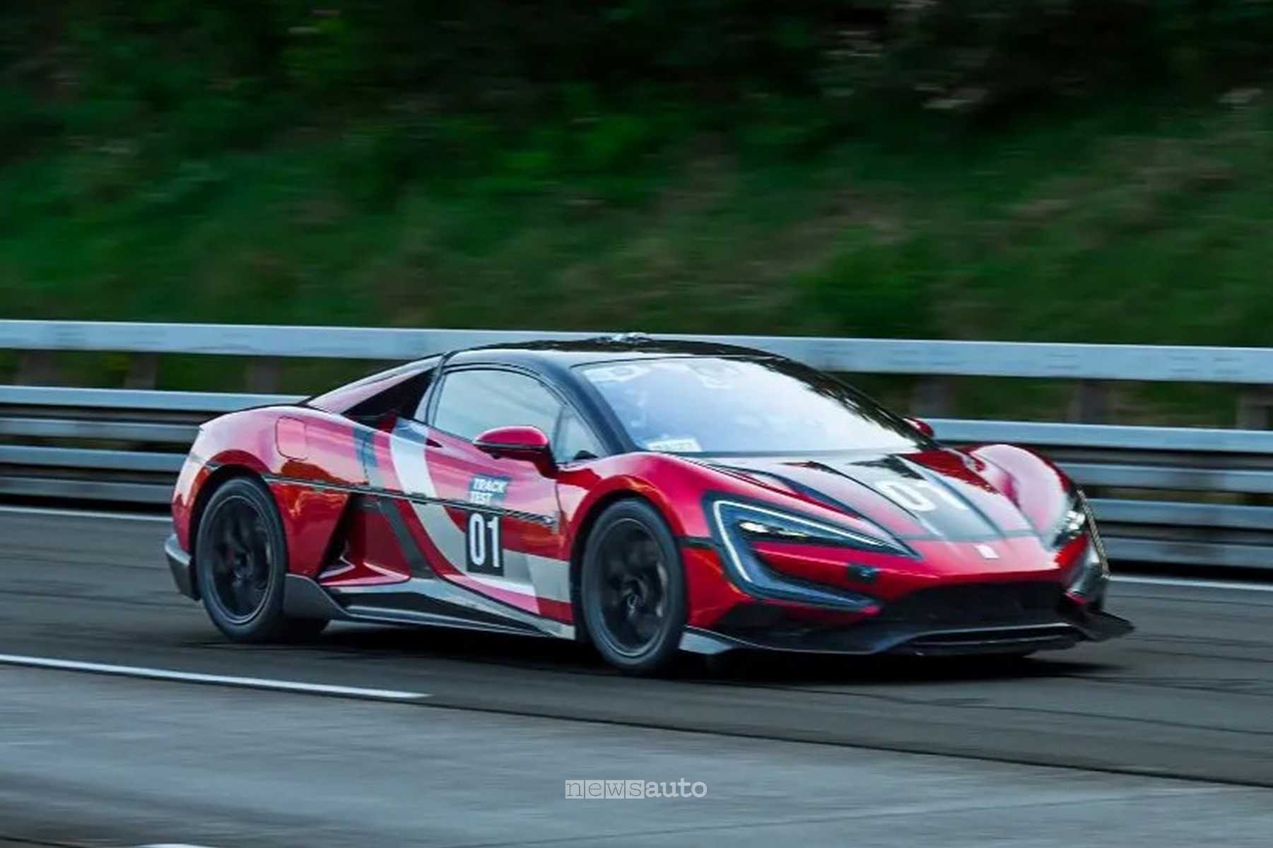 Yangwang U9, l’auto elettrica più veloce del mondo sfiora i 500 km/h