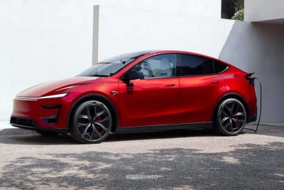 Nuova Tesla Model Y Performance in ricarica