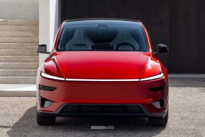 Nuova Tesla Model Y Performance frontale