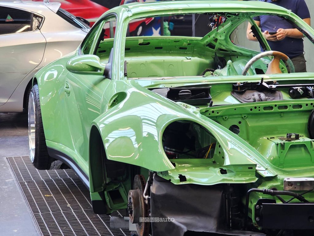 Porsche 997 preparazione carrozzeria Hot Wheels Legends Tour Italy 2025