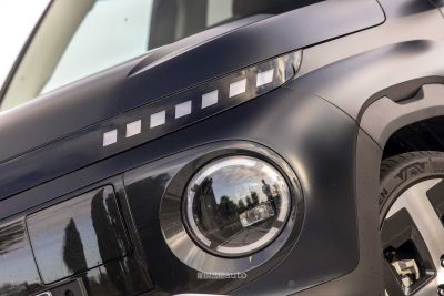 Hyundai Inster faro anteriore