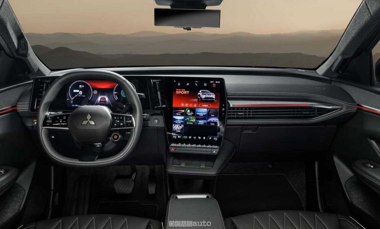 Mitsubishi Eclipse Cross EV plancia abitacolo