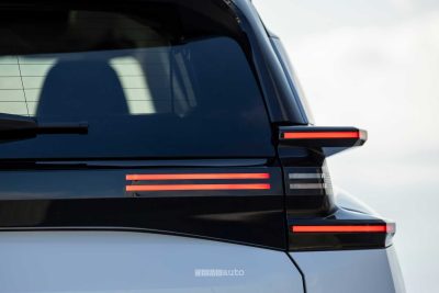 Nuova Citroen C5 Aircross plug-in faro posteriore