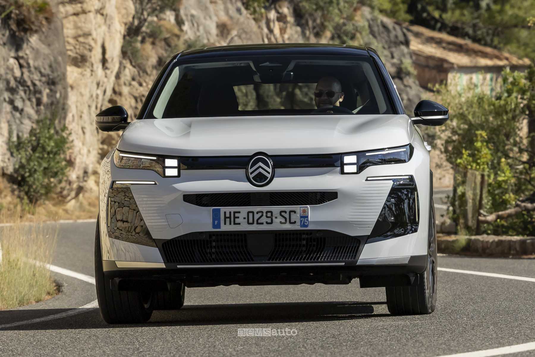 Auto ibride 2025, quale conviene scegliere tra modelli e prezzi consigliati