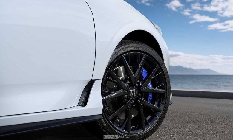 Honda Prelude cerchi in lega da 19"