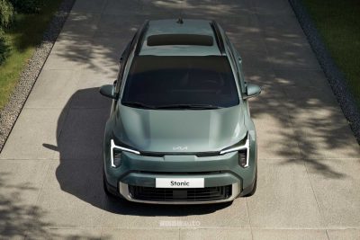 Nuova Kia Stonic frontale, firma luminosa