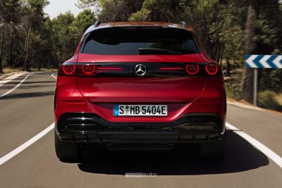 Nuova Mercedes GLC su strada