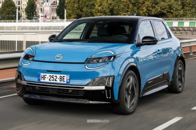 Nuova Nissan Micra EV su strada
