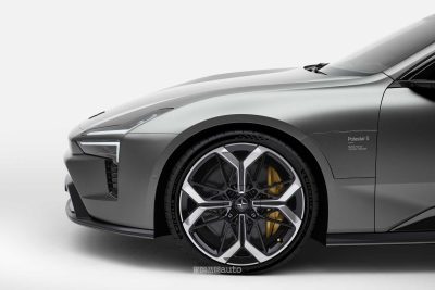 Nuova Polestar 5 cerchi da 22"