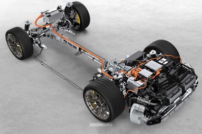 Nuova Porsche 911 Turbo S schema motori