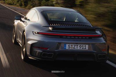 Nuova Porsche 911 Turbo S su strada