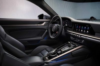 Nuova Porsche 911 Turbo S plancia abitacolo