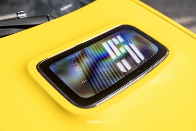 Renault 5 E-Tech Electric indicatore di ricarica sul cofano anteriore