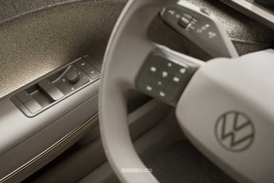 Volkswagen ID. Cross Concept comandi portiera guidatore