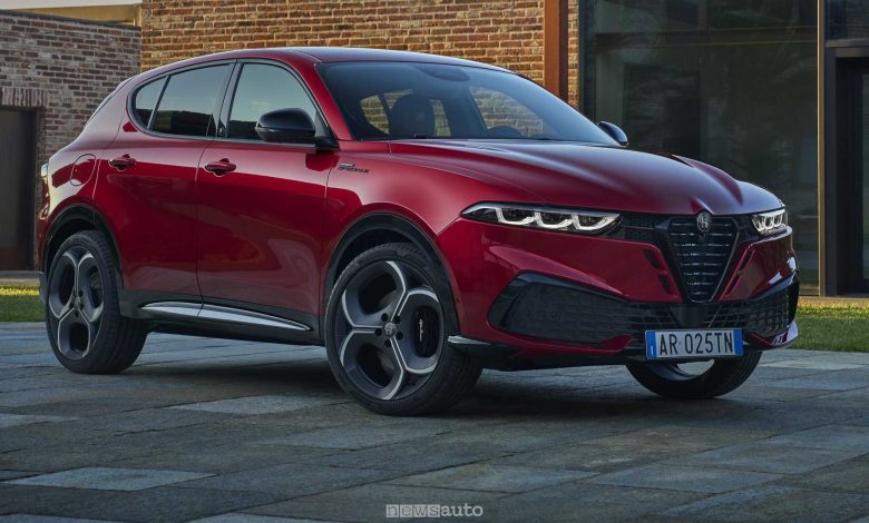 Alfa Romeo Tonale anteriore 3/4