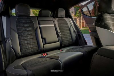 Alfa Romeo Tonale sedili posteriori