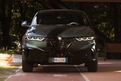 Alfa Romeo Tonale Veloce frontale