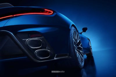 Aston Martin DB12 S scarico posteriore
