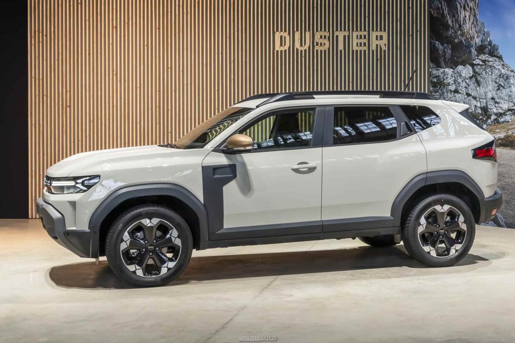 FOTO nuova Dacia Duster 2026