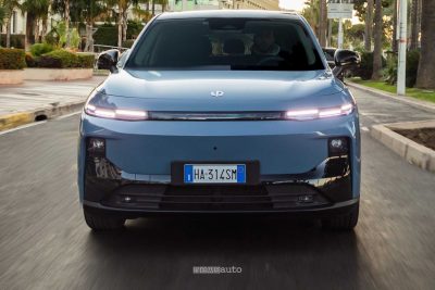 Leapmotor B10 su strada