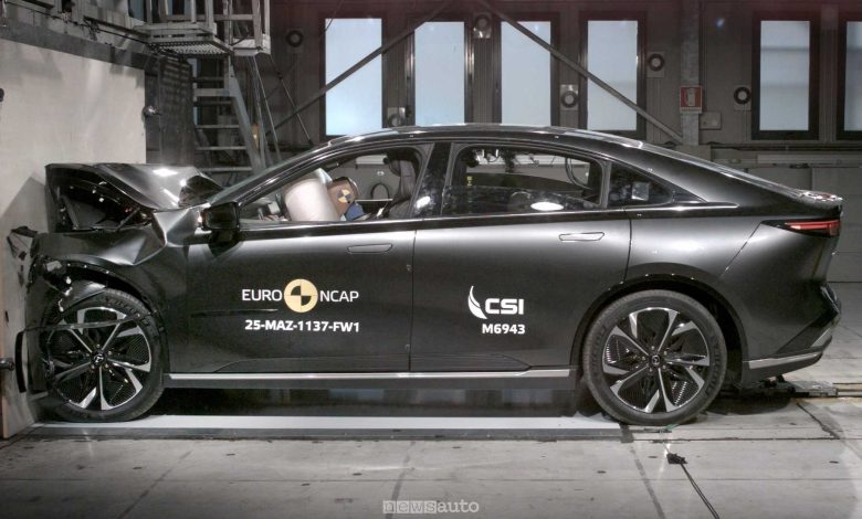 La Mazda 6e ha raggiunto il massimo punteggio di 5 stelle nei crash test Euro NCAP.