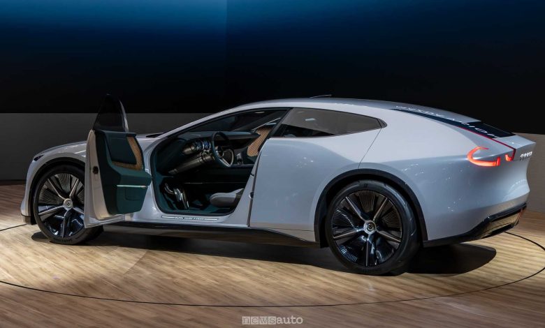 Mazda Vision X-Coupé posteriore 3/4