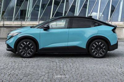 Nuova Nissan Leaf laterale