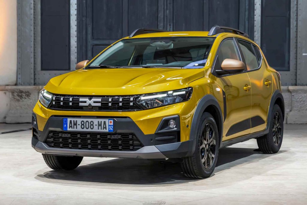 FOTO nuova Dacia Sandero Stepway 2026