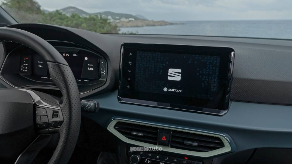 Seat Arona 2026 nuovo display infotainment