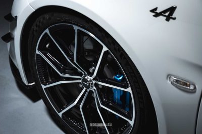 Alpine A110 R Ultime cerchi da 18"