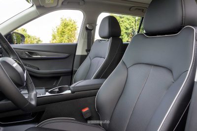 Jaecoo J5 sedili anteriori