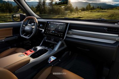 Nuova Jeep Recon plancia abitacolo