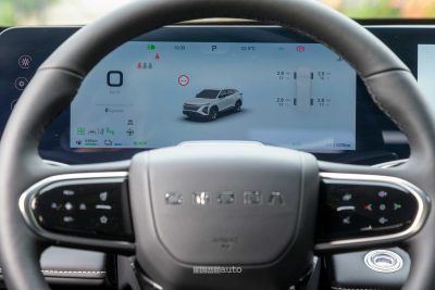 Omoda 5 SHS-H display quadro strumenti